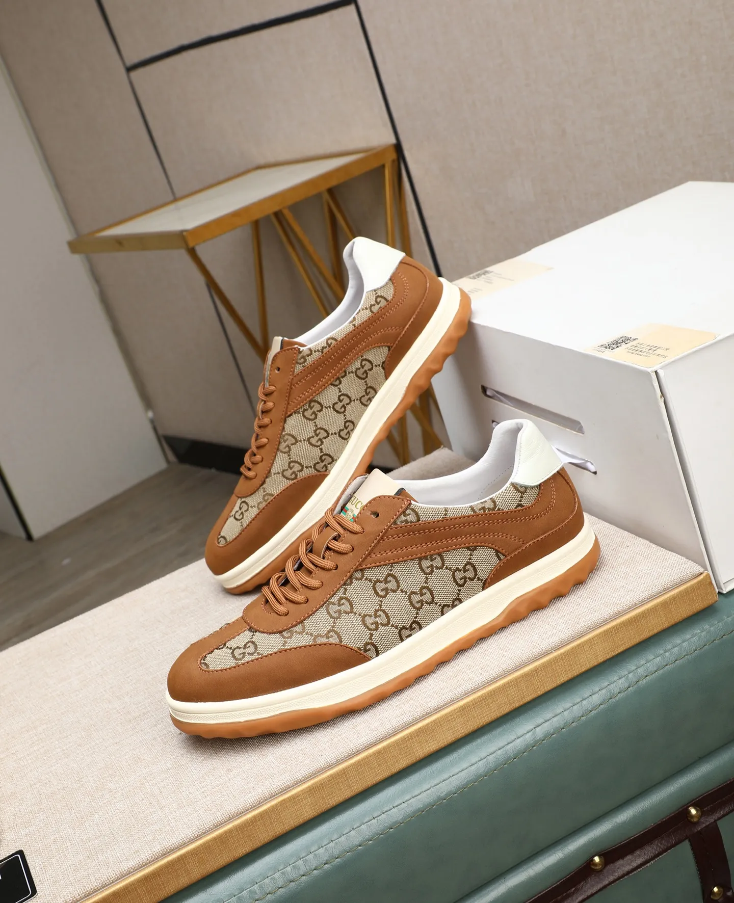 Men's shoes 💰400 GUCCI🔍The latest model is on sale at the same time at the counter. Original calfskin imported from Italy, genuine leather lining, (high-end, extravagance, and class) exquisite workmanship, sole: original sole provided by the original factory, ⚠exclusive double-layer movable molded sole super comfortable⚠, real shot 🎬The real thing is better🔍🔍"High quality·Follow the item" Code number 38-44
